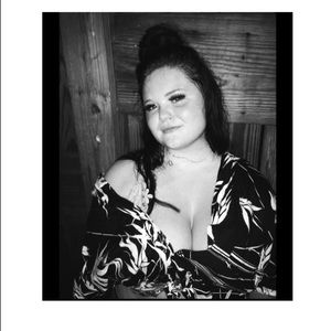 Meet your Posher, Delaney